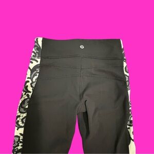 LULU LEMON Side Angle Pant Laceoflage, Polar Cream, Black